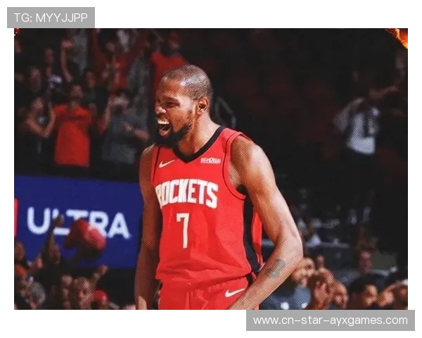 杜兰特中投点位练习精准度爆棚，教练连连点头