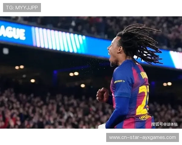 巴萨攻势如潮，佩德里弧顶处理球非常冷静